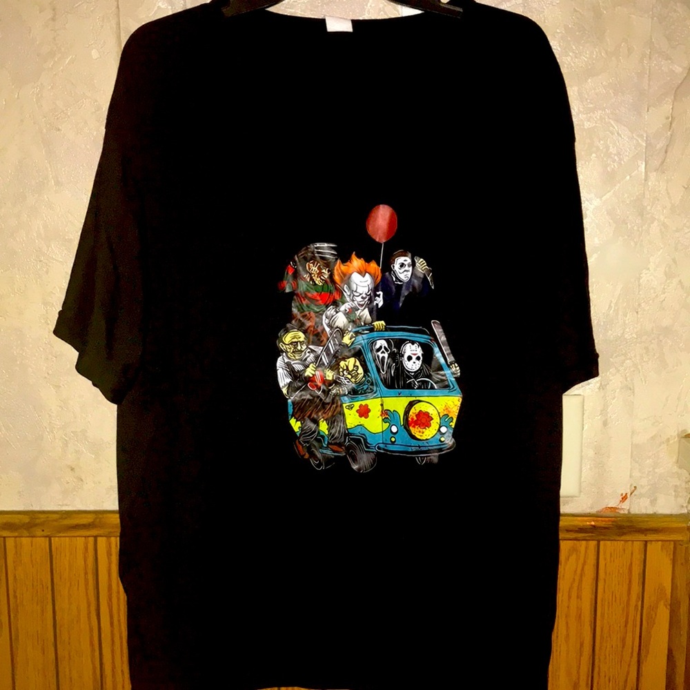 Black Graphic T-Shirt with Horror Movie villains (4X)